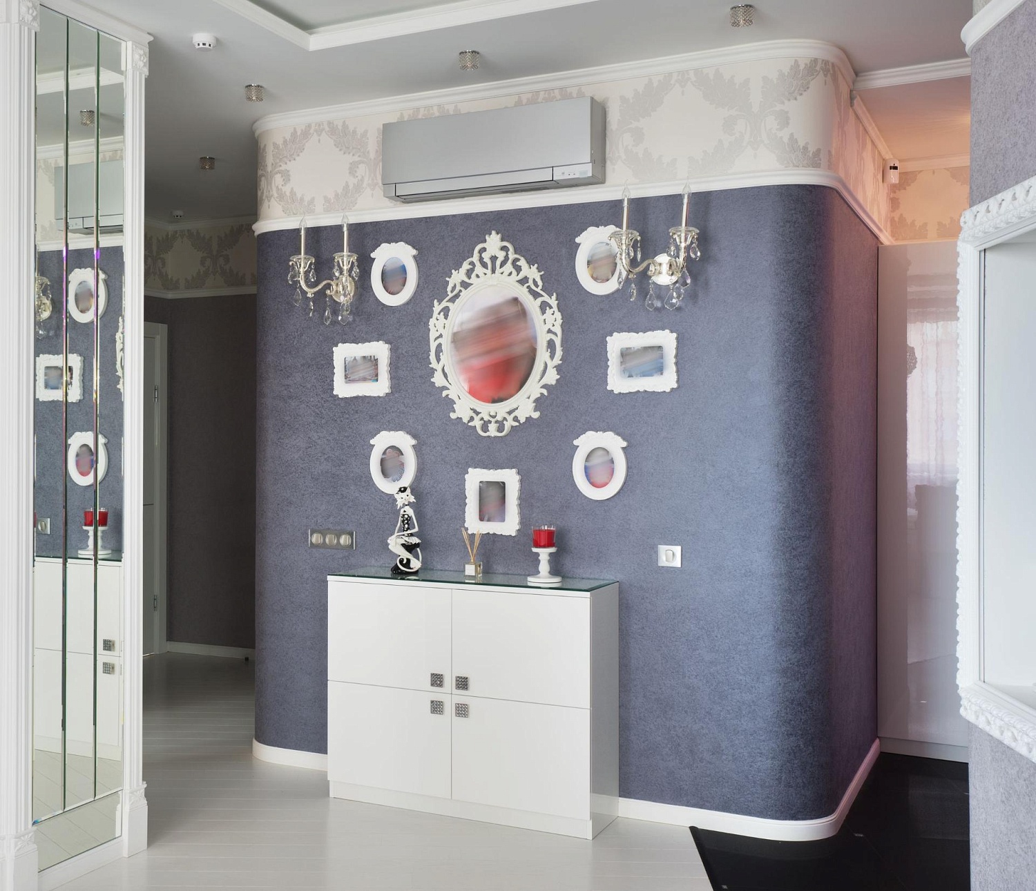 Нанесение жидких обоев